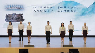 詩(shī)歌朗誦.JPG
