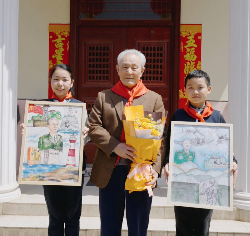 獻(xiàn)畫5.png