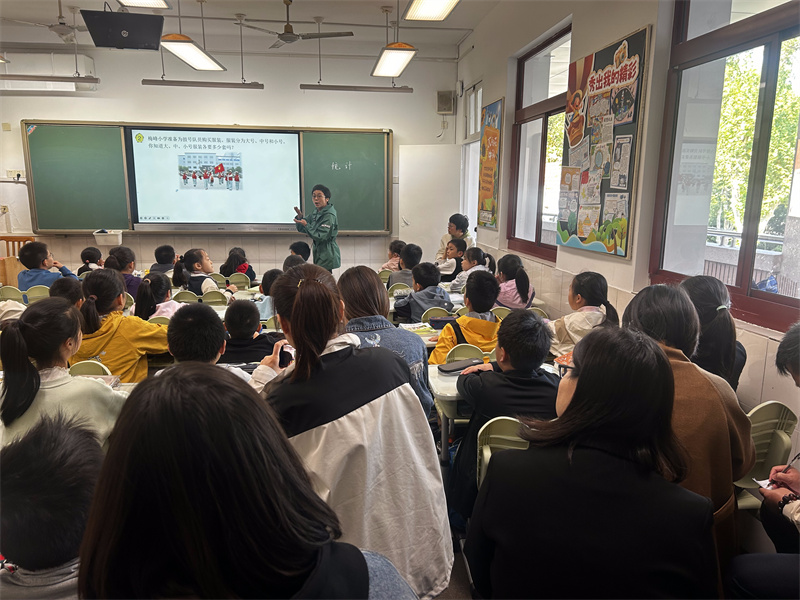 8    張紹華  上課.jpg